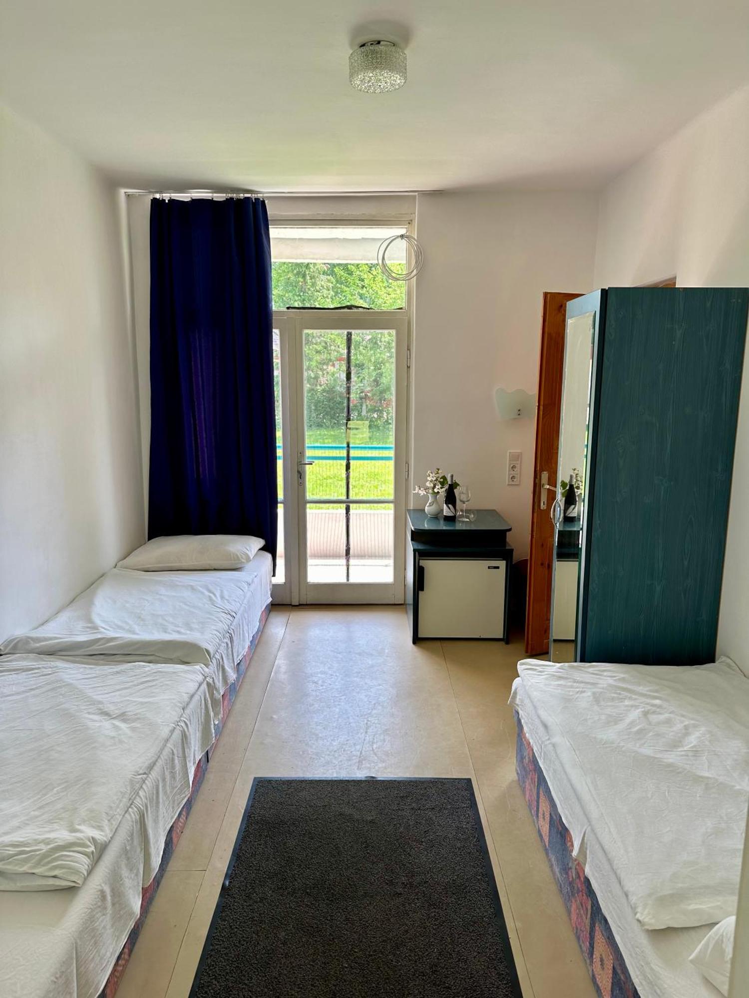 Lelle Beach Club Balatonlelle Luaran gambar